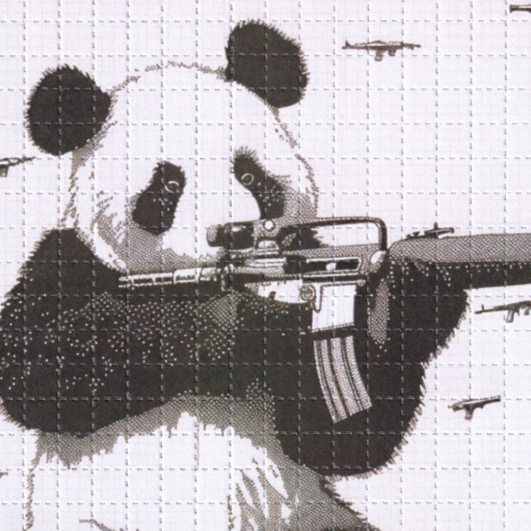 Banksy バンクシー 「PAMDA GUNS」 COA付き panda-with-gun_1200x1200.jpg?v