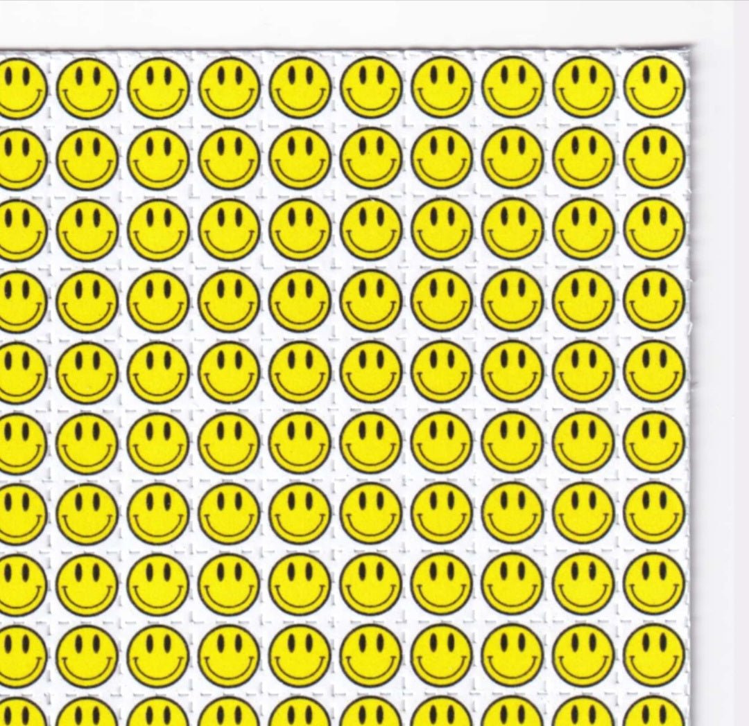 Smiley Face Blotter Art - Blotter Store